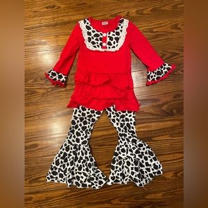 🌈 NWOT Adorable Toddler Cow Outfit